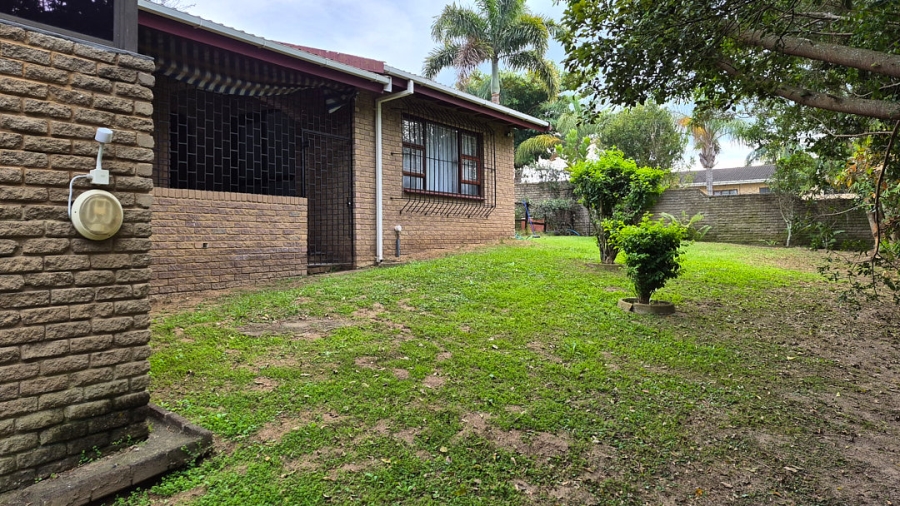 3 Bedroom Property for Sale in Uvongo KwaZulu-Natal