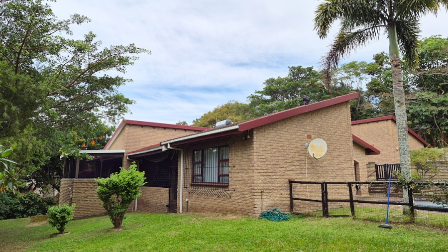3 Bedroom Property for Sale in Uvongo KwaZulu-Natal
