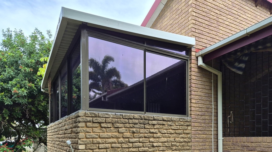 3 Bedroom Property for Sale in Uvongo KwaZulu-Natal