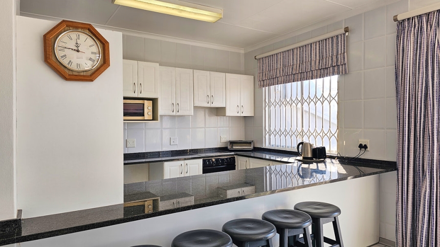 3 Bedroom Property for Sale in St Michaels On Sea KwaZulu-Natal