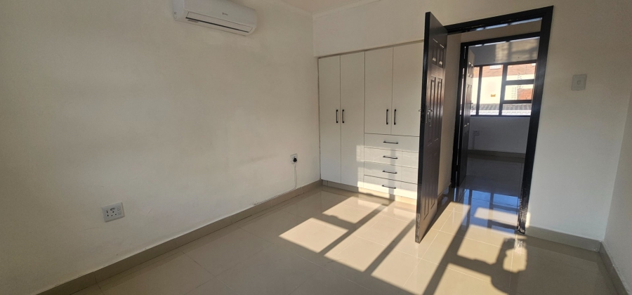 2 Bedroom Property for Sale in Essenwood KwaZulu-Natal