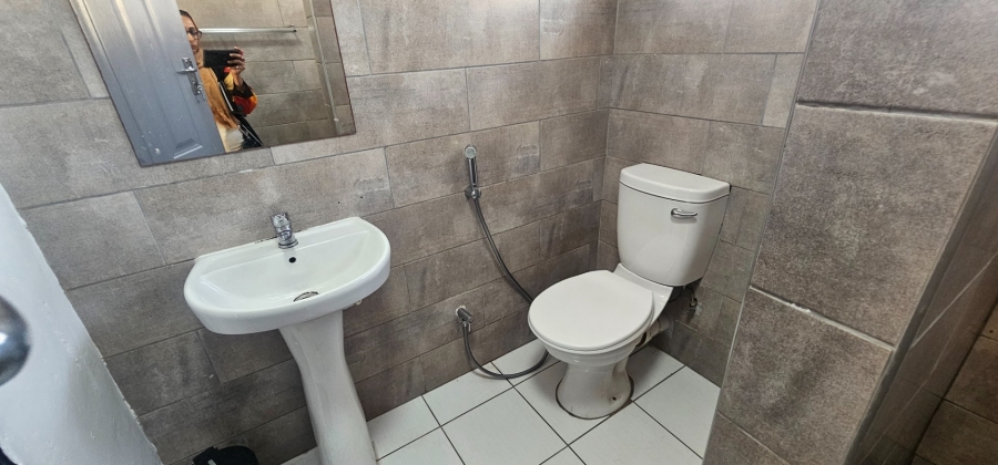 2 Bedroom Property for Sale in Essenwood KwaZulu-Natal