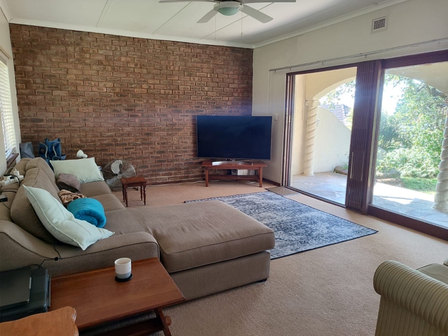 3 Bedroom Property for Sale in St Michaels On Sea KwaZulu-Natal