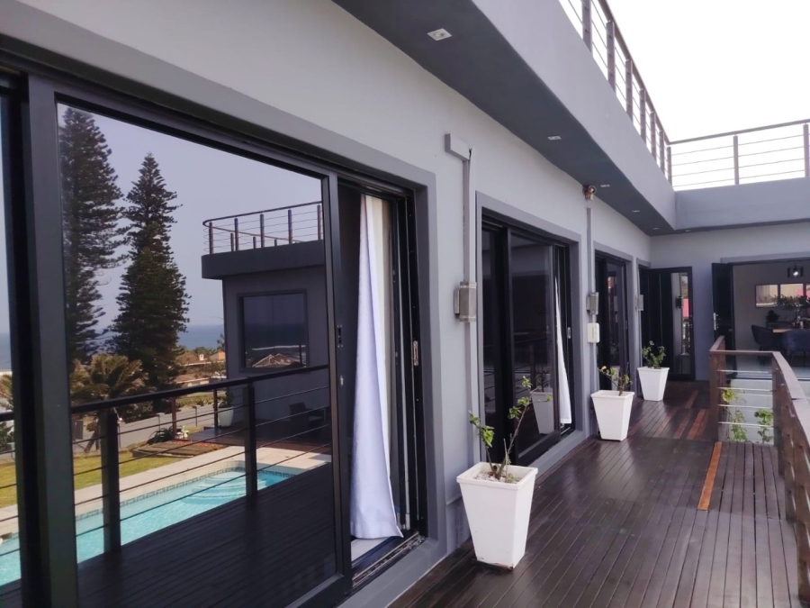 5 Bedroom Property for Sale in Ocean View KwaZulu-Natal