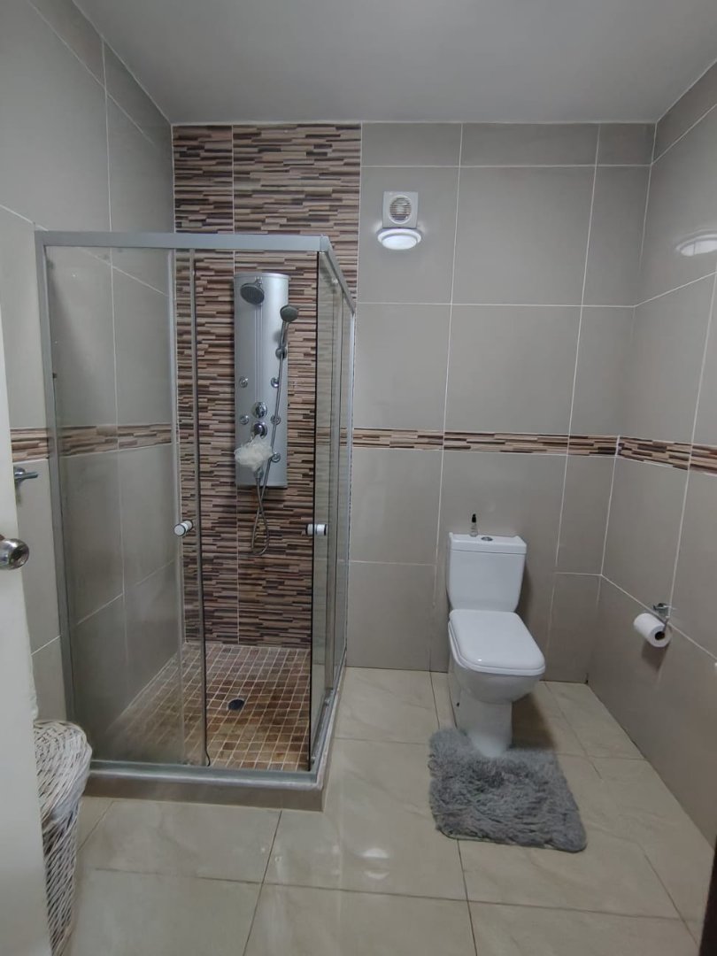 5 Bedroom Property for Sale in Ocean View KwaZulu-Natal