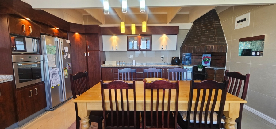 2 Bedroom Property for Sale in South Beach KwaZulu-Natal