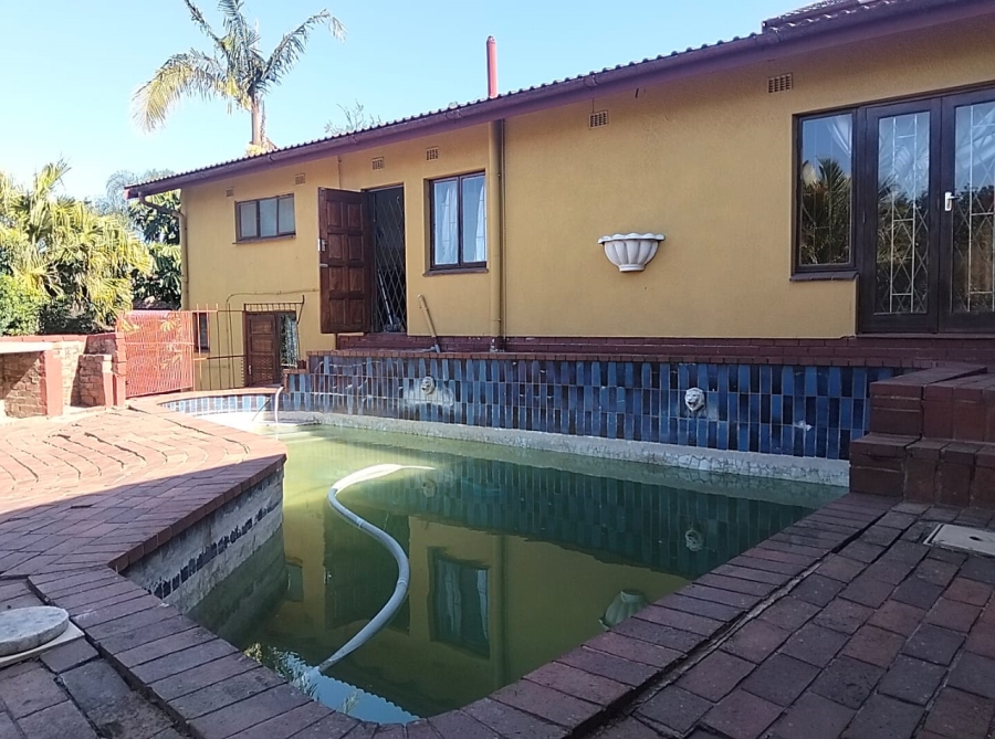 5 Bedroom Property for Sale in Malvern KwaZulu-Natal