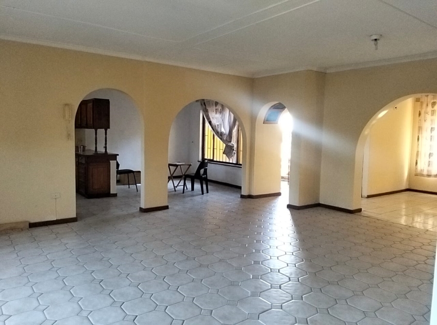 5 Bedroom Property for Sale in Malvern KwaZulu-Natal