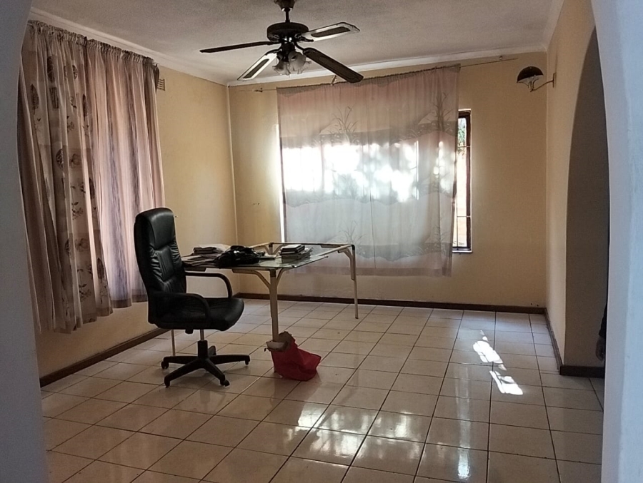 5 Bedroom Property for Sale in Malvern KwaZulu-Natal