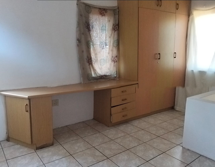 5 Bedroom Property for Sale in Malvern KwaZulu-Natal