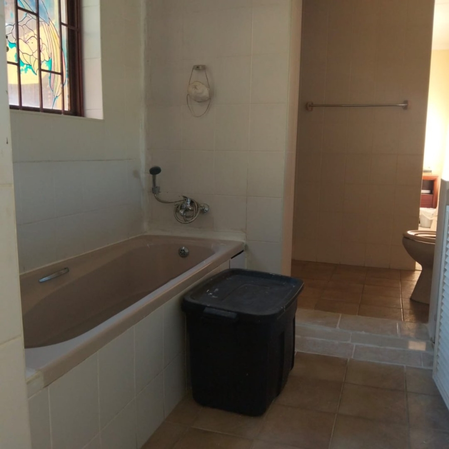 5 Bedroom Property for Sale in Malvern KwaZulu-Natal