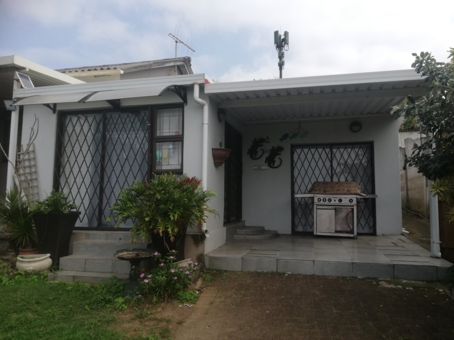 6 Bedroom Property for Sale in St Michaels On Sea KwaZulu-Natal