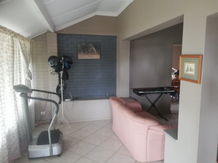 6 Bedroom Property for Sale in St Michaels On Sea KwaZulu-Natal