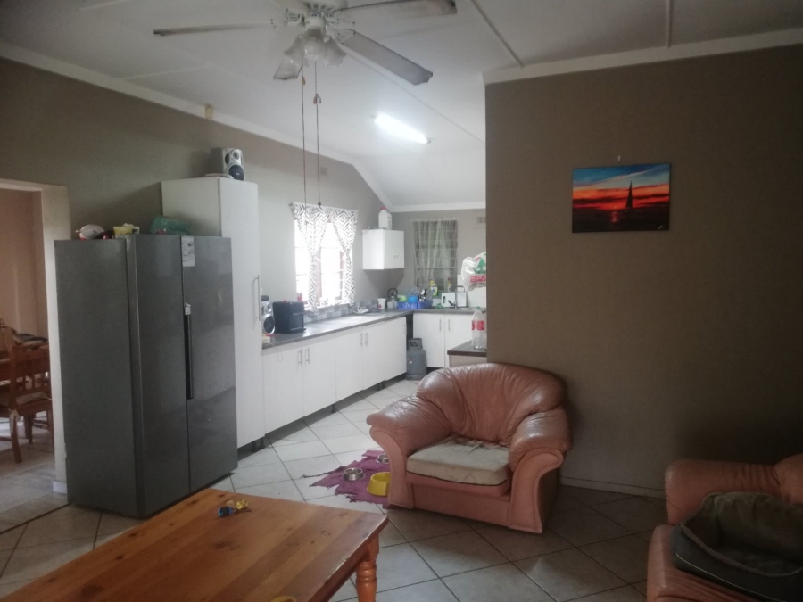 6 Bedroom Property for Sale in St Michaels On Sea KwaZulu-Natal