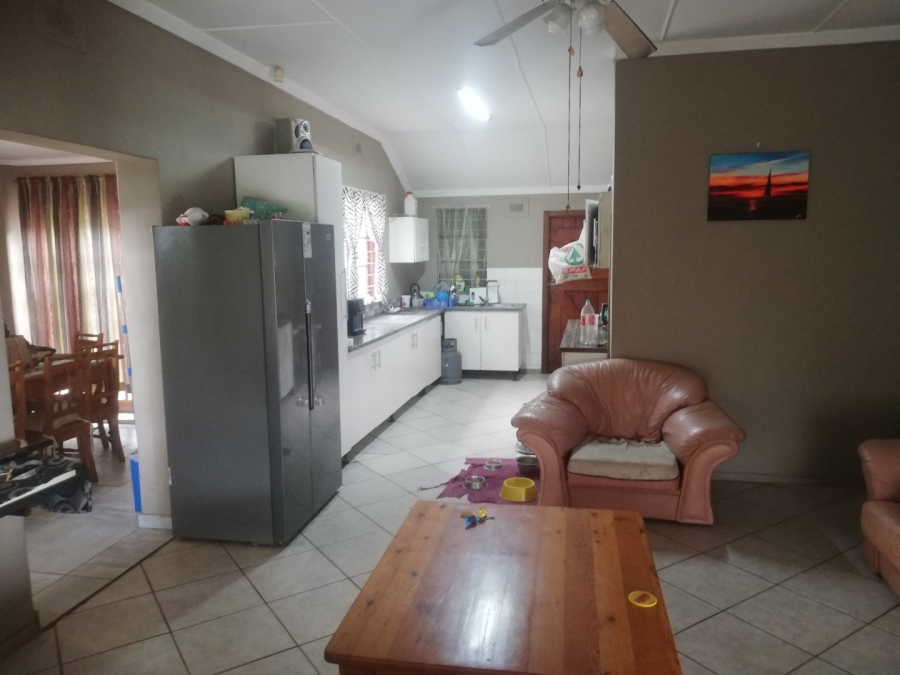6 Bedroom Property for Sale in St Michaels On Sea KwaZulu-Natal