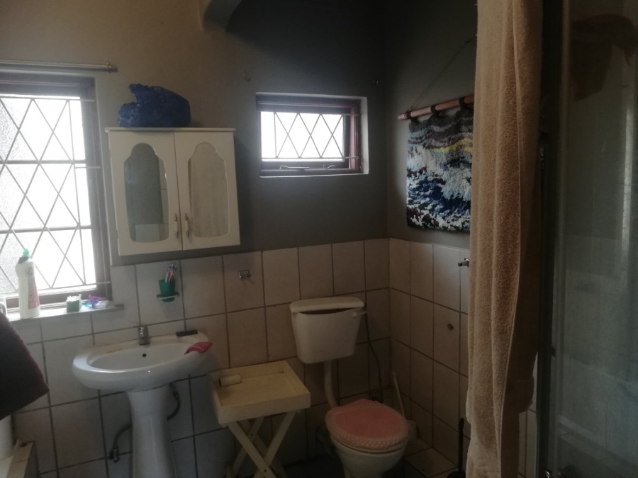 6 Bedroom Property for Sale in St Michaels On Sea KwaZulu-Natal