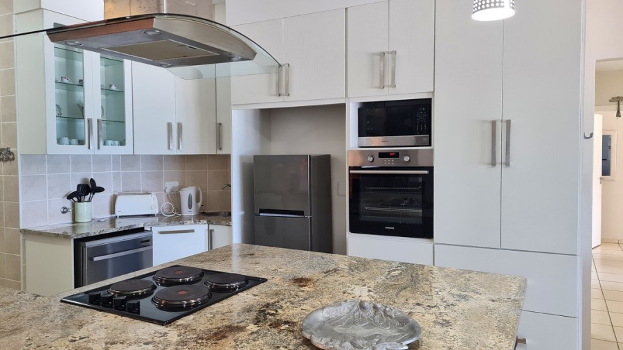 4 Bedroom Property for Sale in Lawrence Rocks KwaZulu-Natal