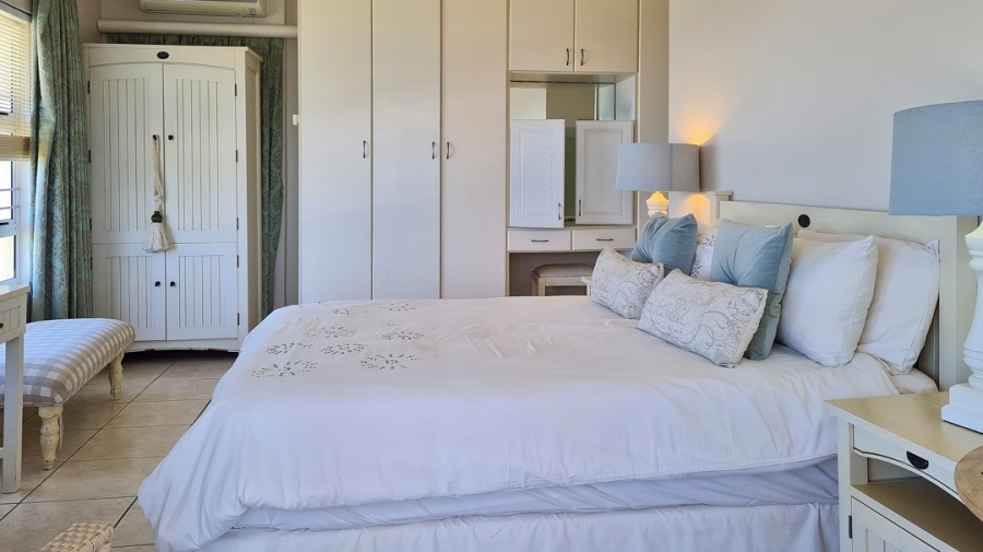 4 Bedroom Property for Sale in Lawrence Rocks KwaZulu-Natal