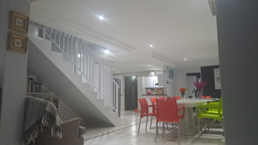  Bedroom Property for Sale in Salmon Bay KwaZulu-Natal