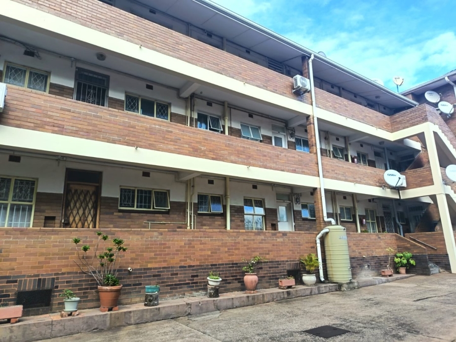 1 Bedroom Property for Sale in Westridge KwaZulu-Natal