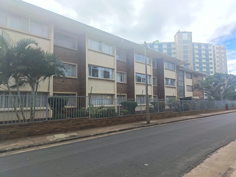 1 Bedroom Property for Sale in Westridge KwaZulu-Natal