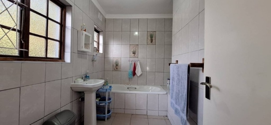 3 Bedroom Property for Sale in Pumula KwaZulu-Natal