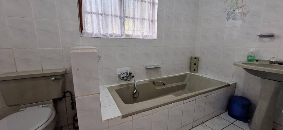 3 Bedroom Property for Sale in Pumula KwaZulu-Natal