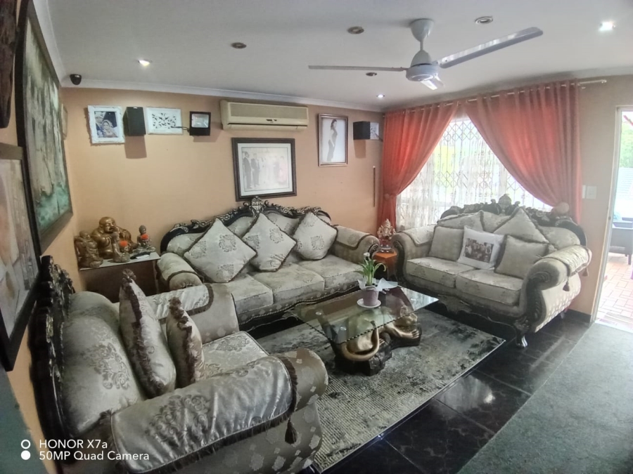 3 Bedroom Property for Sale in Sherwood KwaZulu-Natal