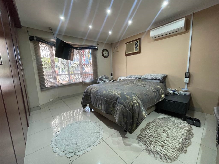 3 Bedroom Property for Sale in Sherwood KwaZulu-Natal