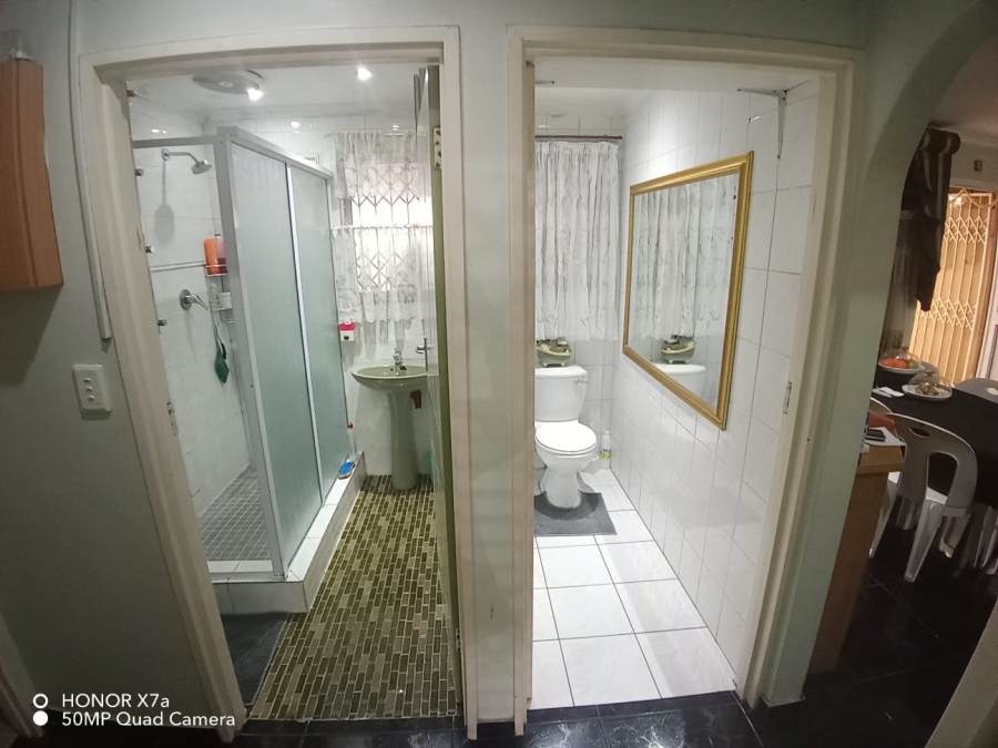 3 Bedroom Property for Sale in Sherwood KwaZulu-Natal