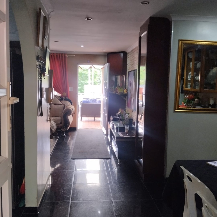 3 Bedroom Property for Sale in Sherwood KwaZulu-Natal