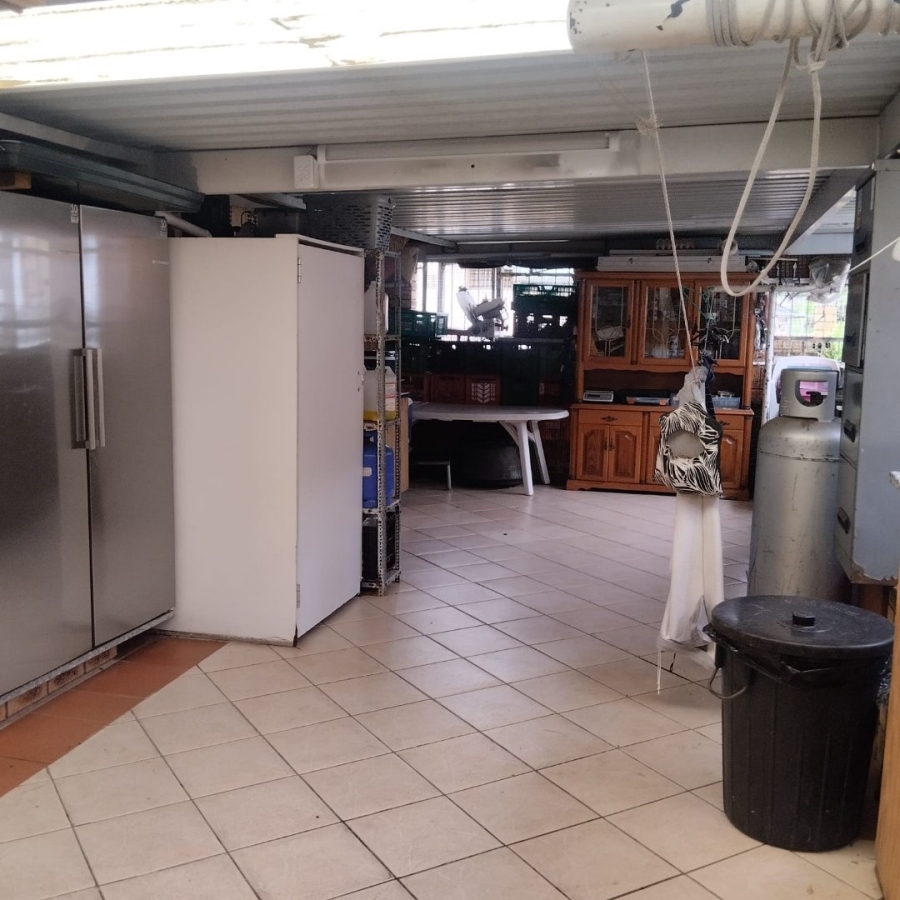 3 Bedroom Property for Sale in Sherwood KwaZulu-Natal