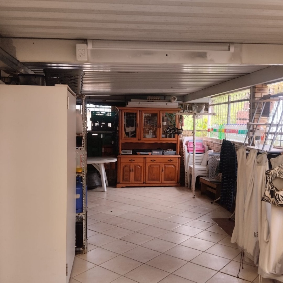 3 Bedroom Property for Sale in Sherwood KwaZulu-Natal