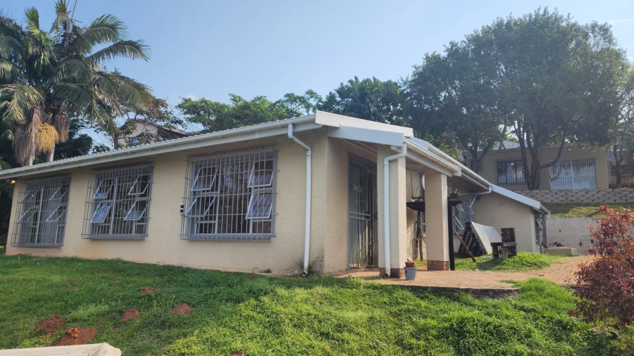 3 Bedroom Property for Sale in St Michaels On Sea KwaZulu-Natal