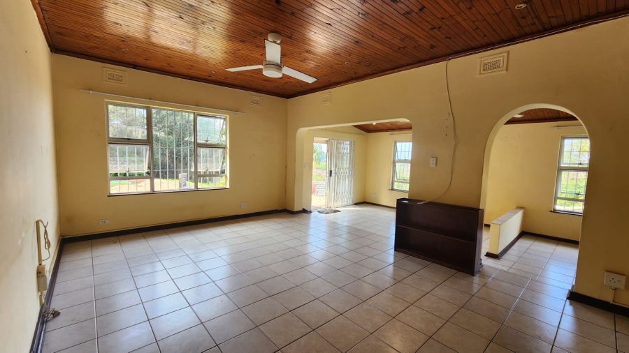 3 Bedroom Property for Sale in St Michaels On Sea KwaZulu-Natal