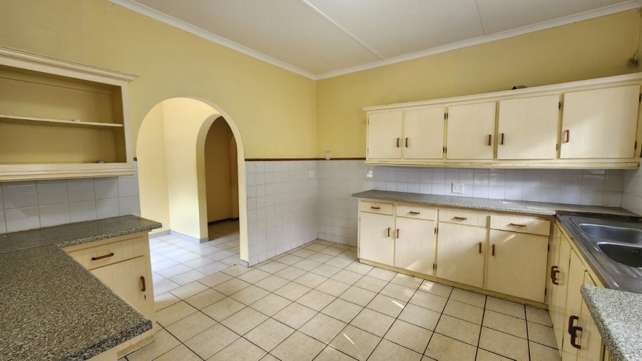 3 Bedroom Property for Sale in St Michaels On Sea KwaZulu-Natal