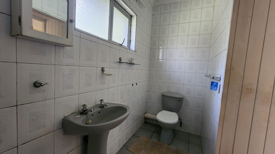 3 Bedroom Property for Sale in St Michaels On Sea KwaZulu-Natal