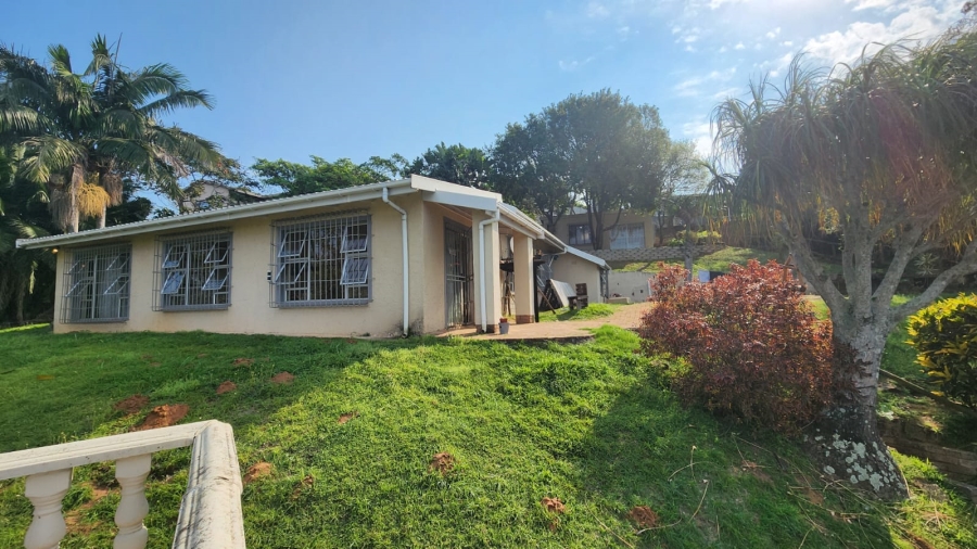 3 Bedroom Property for Sale in St Michaels On Sea KwaZulu-Natal