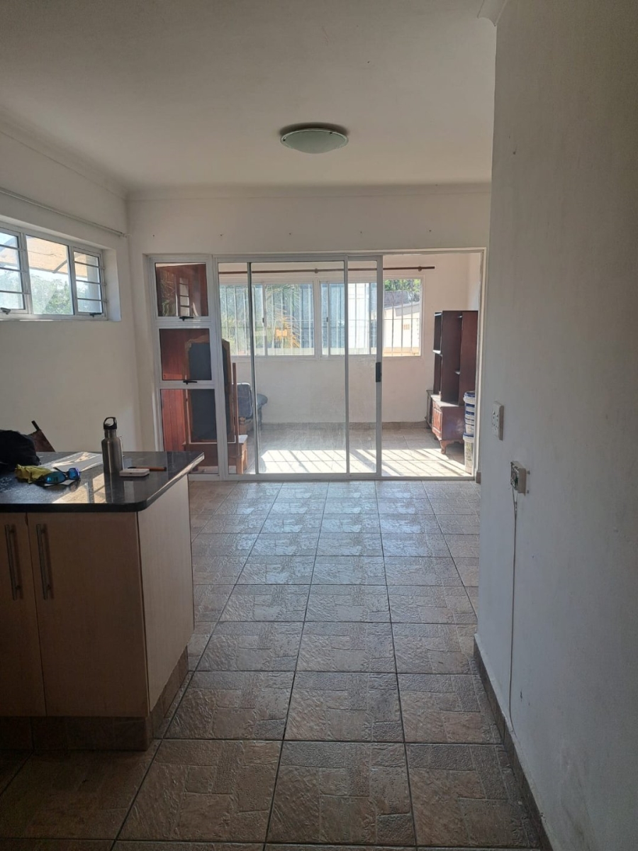 2 Bedroom Property for Sale in Manaba Beach KwaZulu-Natal