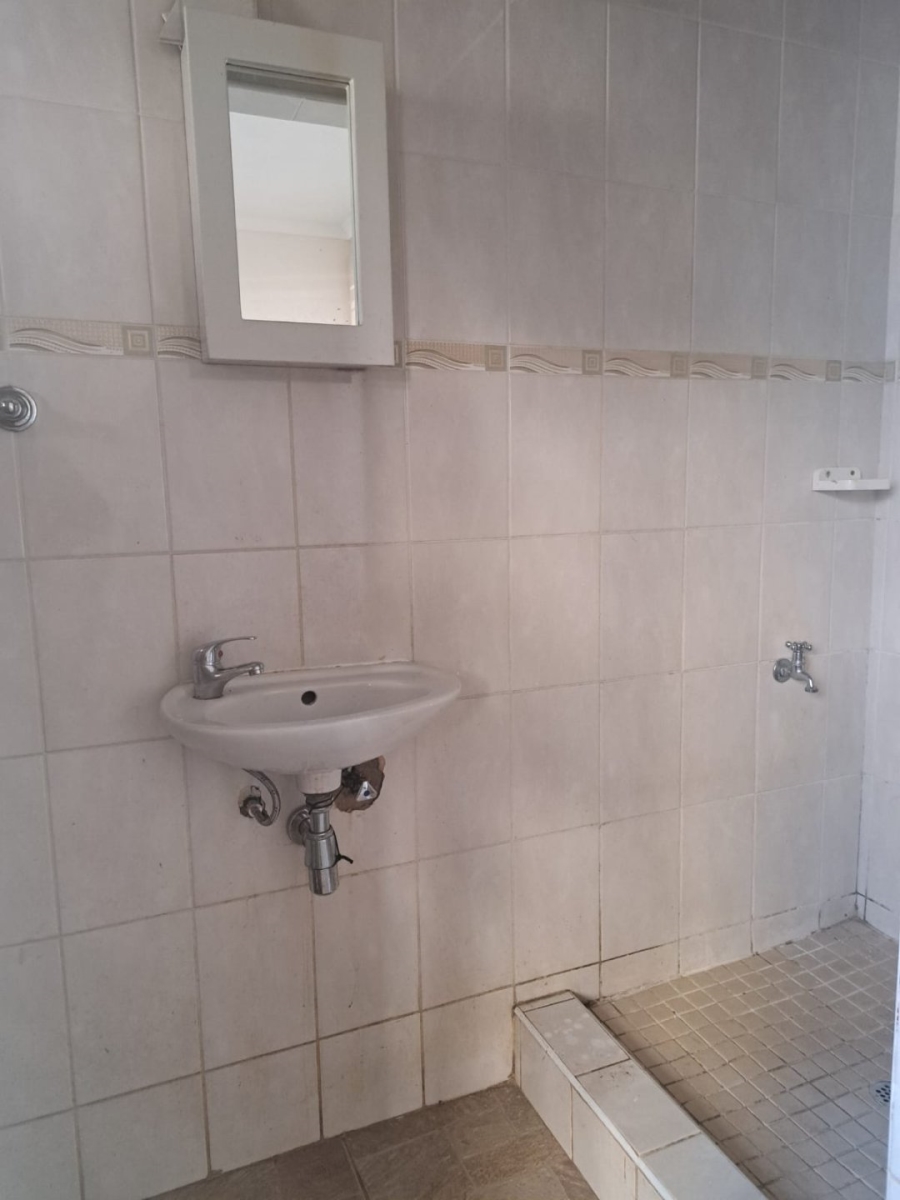 2 Bedroom Property for Sale in Manaba Beach KwaZulu-Natal