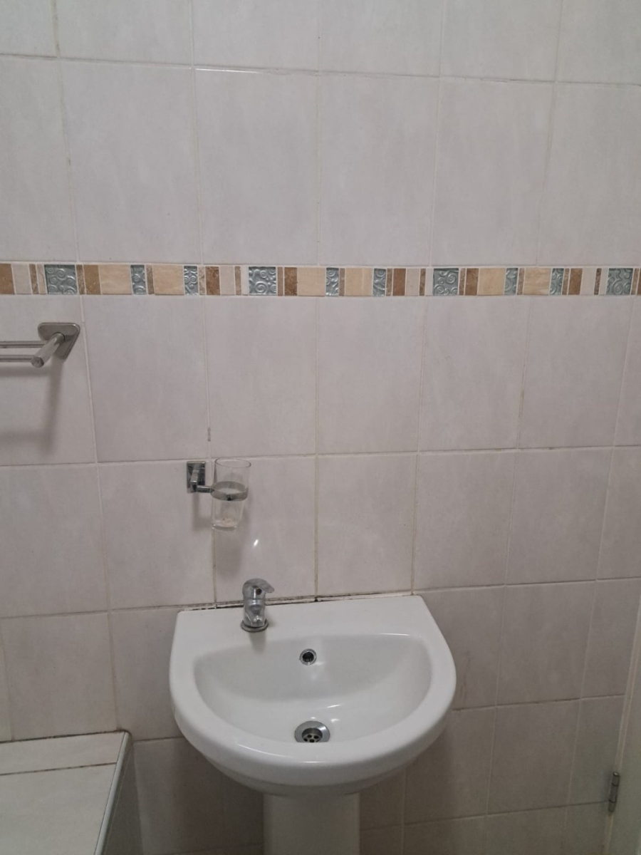 2 Bedroom Property for Sale in Manaba Beach KwaZulu-Natal
