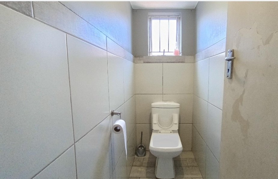 2 Bedroom Property for Sale in Glenwood KwaZulu-Natal