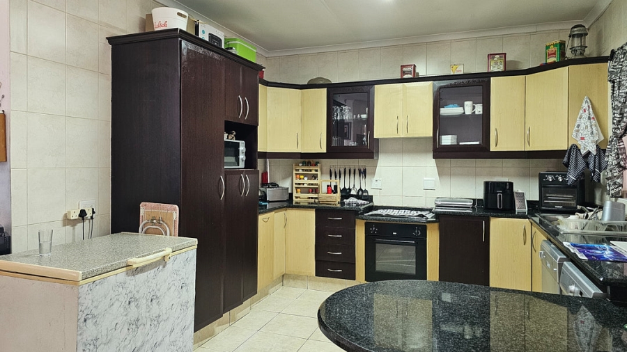 3 Bedroom Property for Sale in Margate KwaZulu-Natal