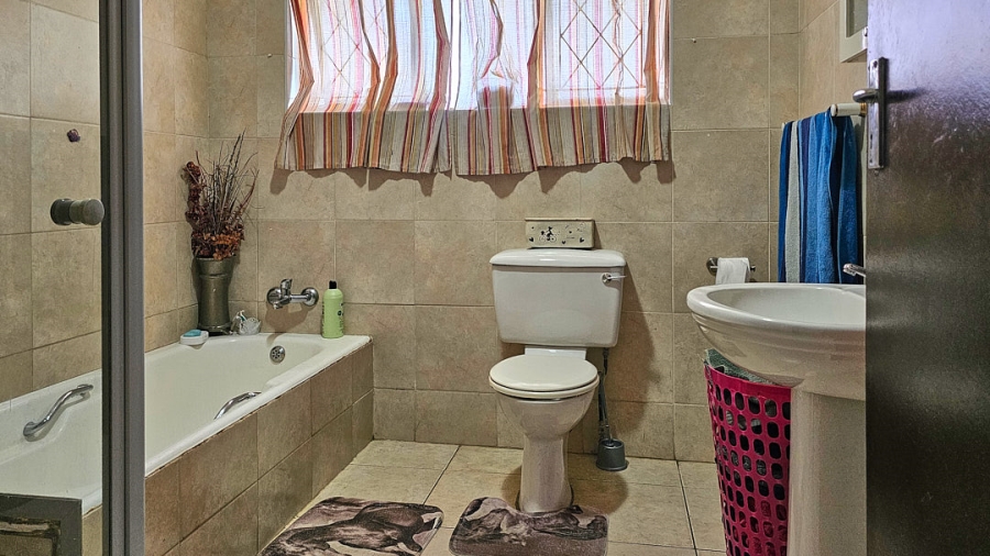 3 Bedroom Property for Sale in Margate KwaZulu-Natal