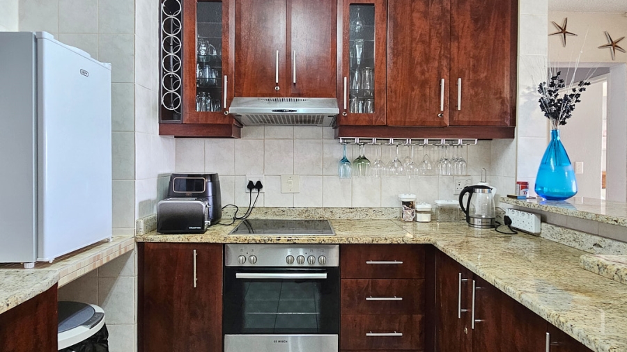 3 Bedroom Property for Sale in Uvongo KwaZulu-Natal