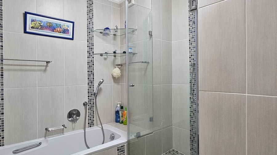 3 Bedroom Property for Sale in Uvongo KwaZulu-Natal
