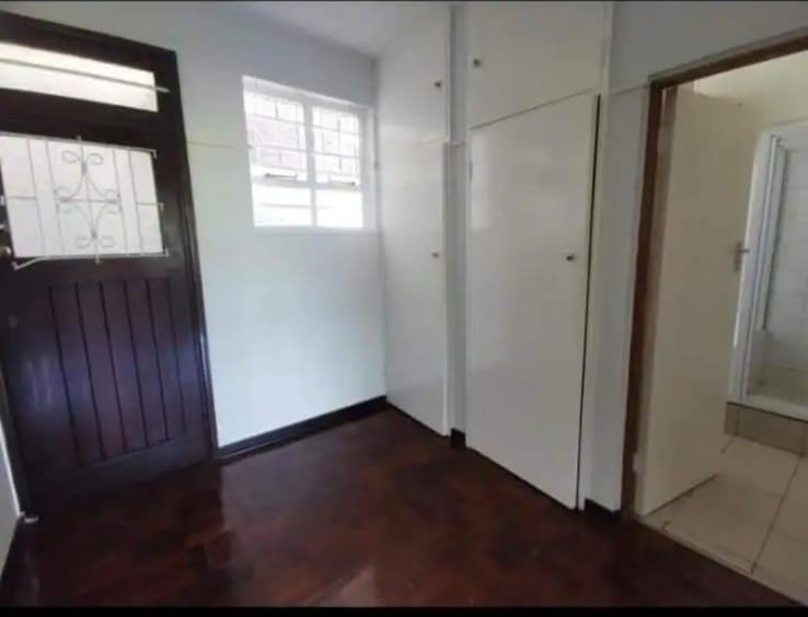 2 Bedroom Property for Sale in Glenwood KwaZulu-Natal