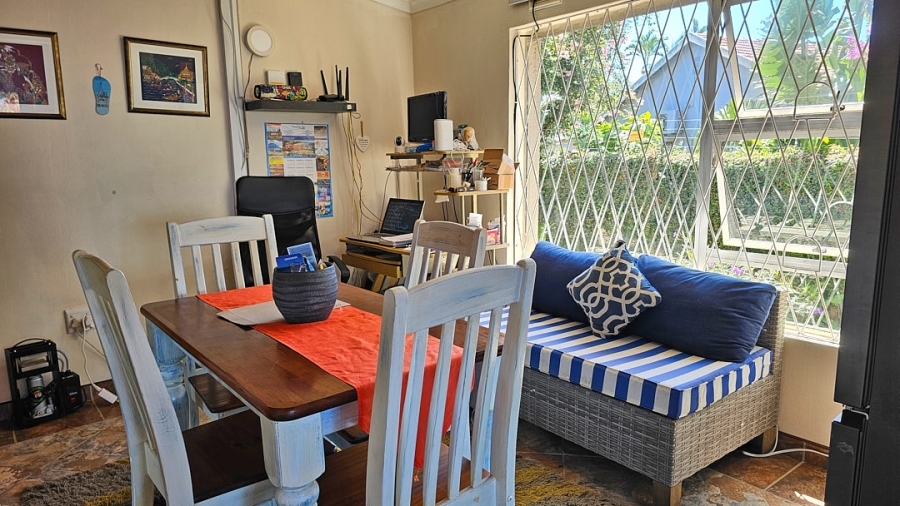 5 Bedroom Property for Sale in St Michaels On Sea KwaZulu-Natal