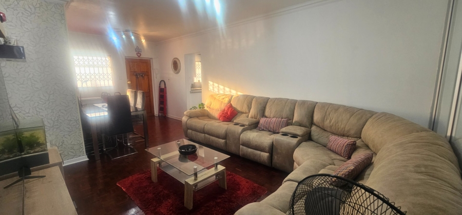 2 Bedroom Property for Sale in Morningside KwaZulu-Natal
