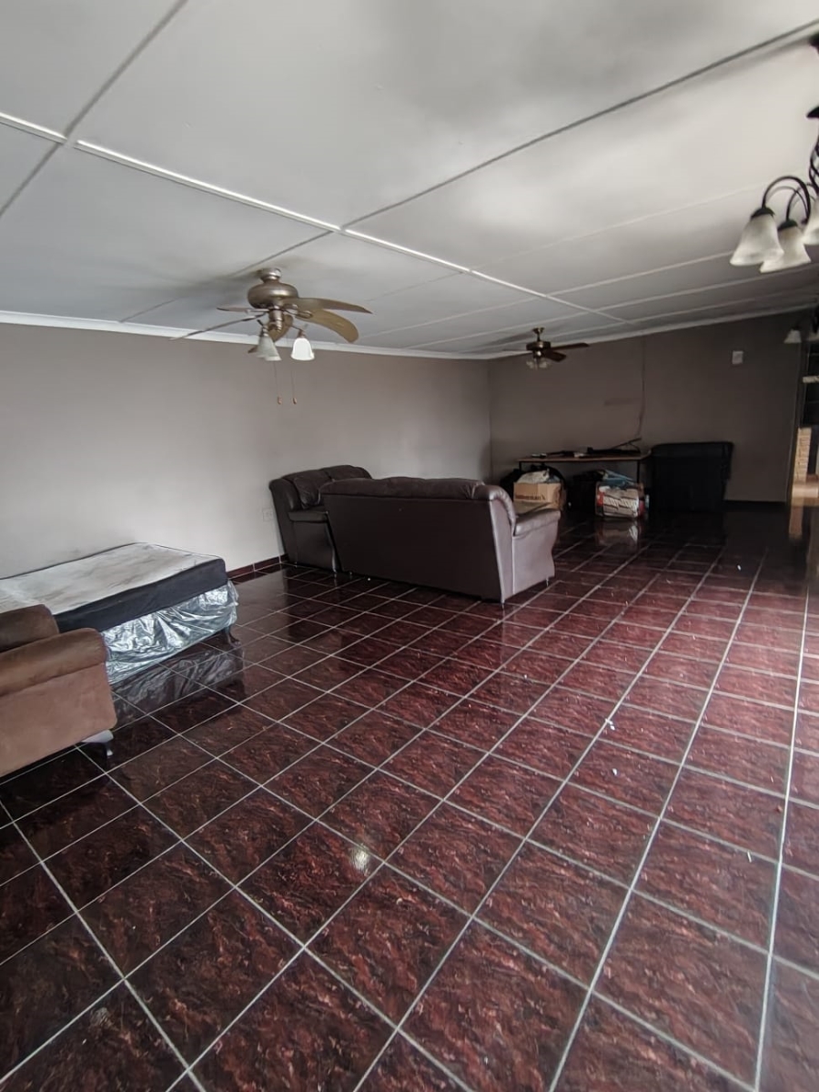 3 Bedroom Property for Sale in Wentworth KwaZulu-Natal